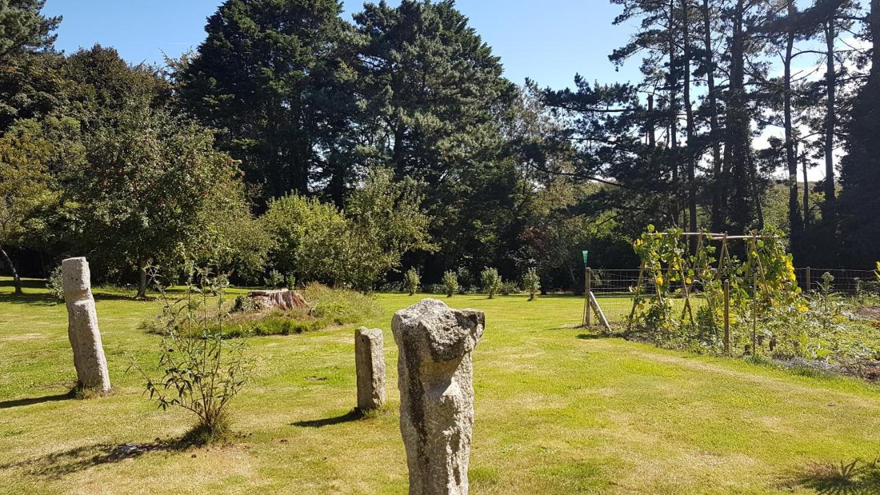 Keryerna Ar C'Haouled "Aux Hortensias" Clevacance Saint-Méen Eksteriør billede